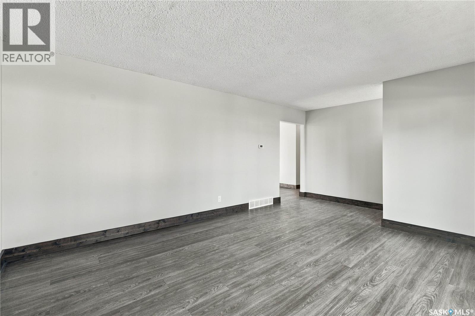326 Vancouver AVENUE N, Saskatoon — photo 6