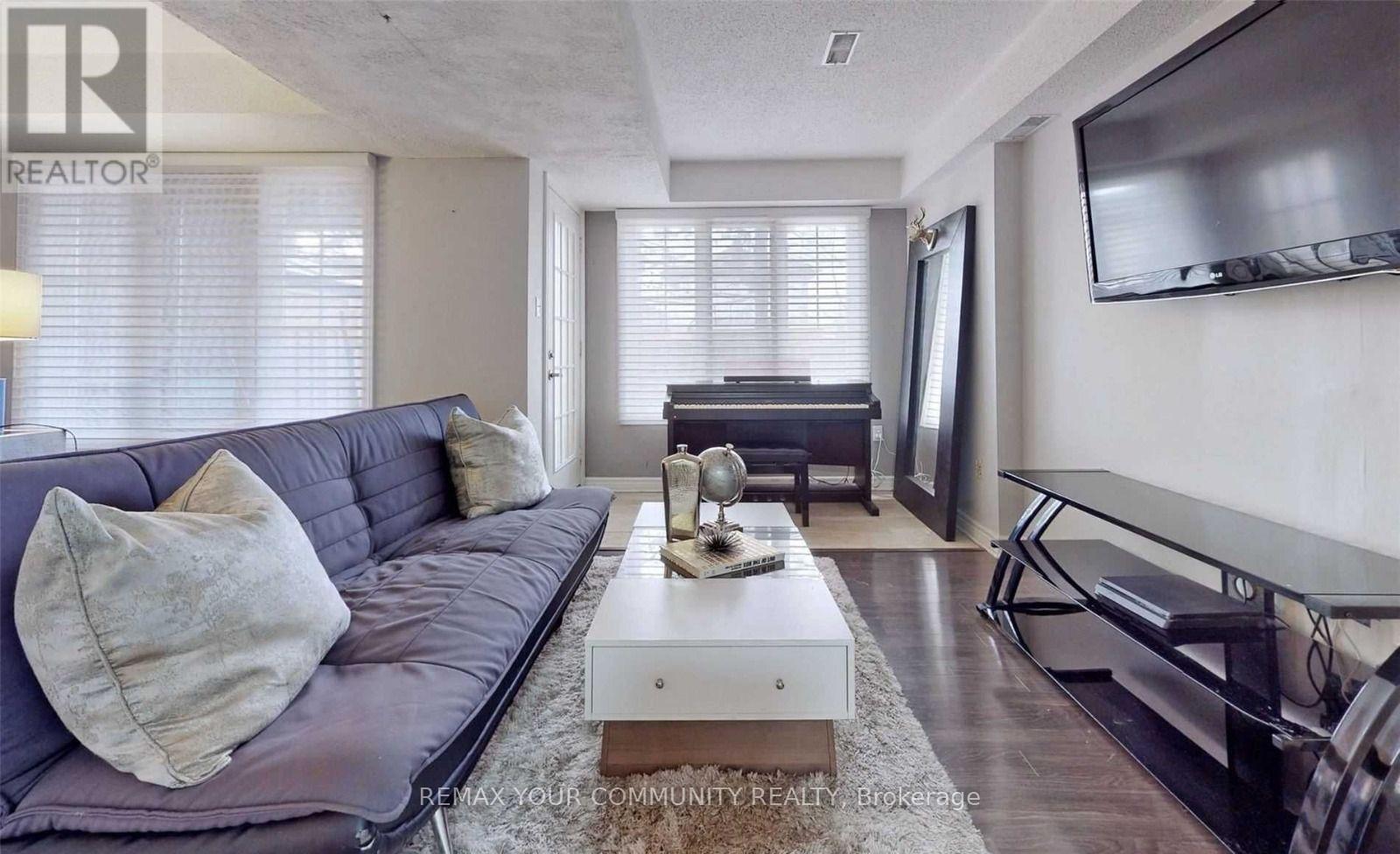 31 - 310 CHRISTOPHER DRIVE, Cambridge — photo 8