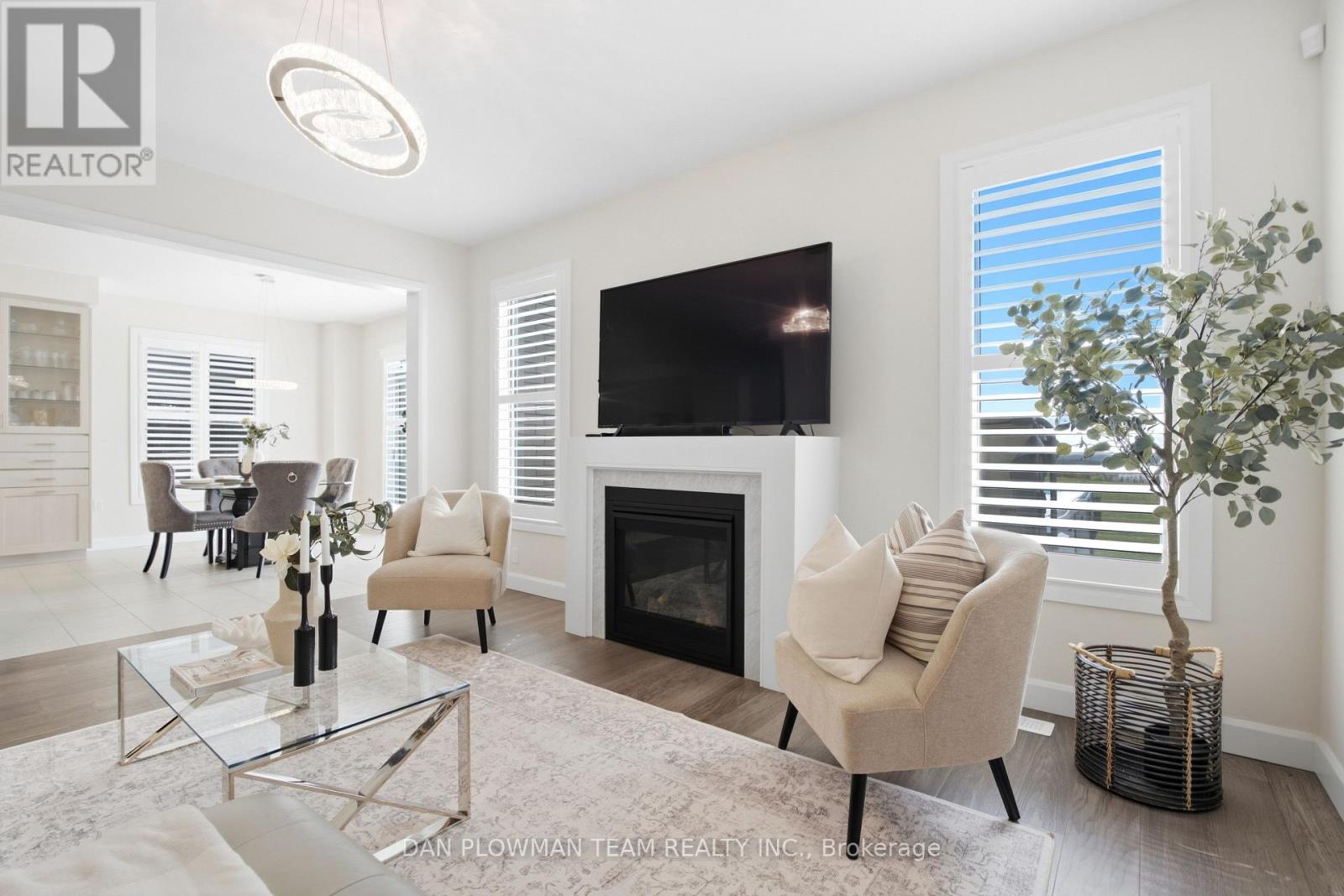 713 LATIMER WAY - Image 22