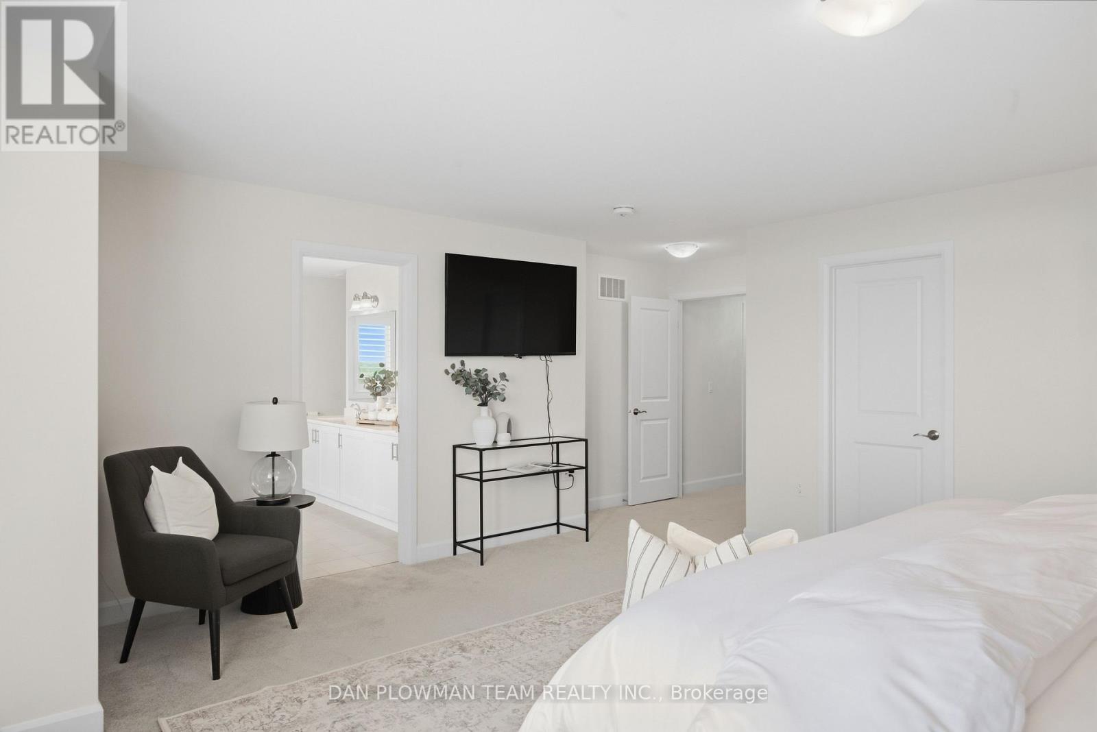 713 LATIMER WAY - 27