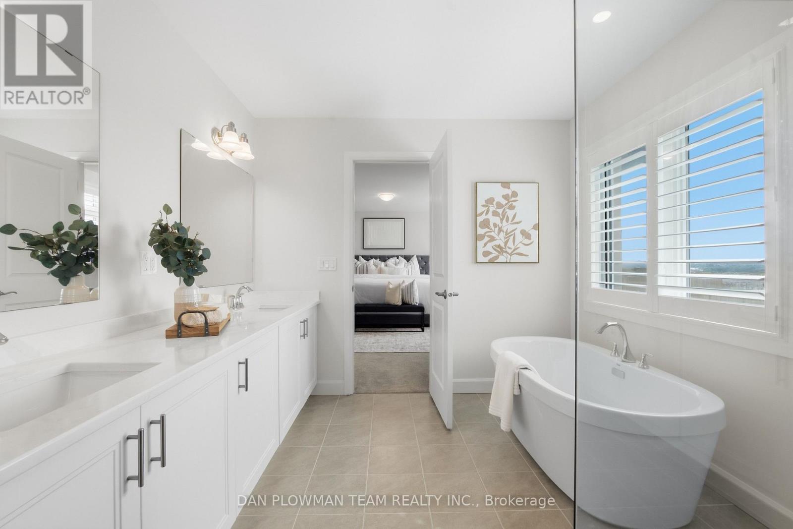 713 LATIMER WAY - 28