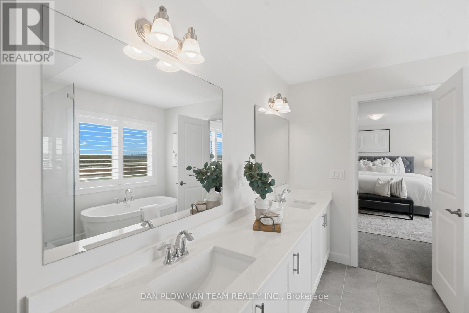 713 LATIMER WAY - Image 29
