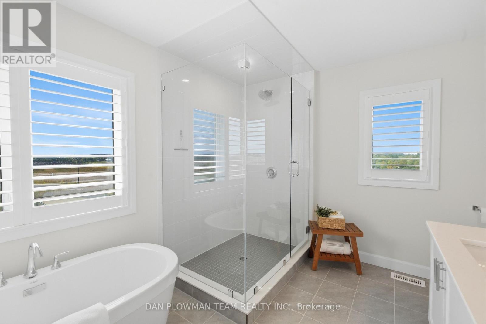 713 LATIMER WAY - 30