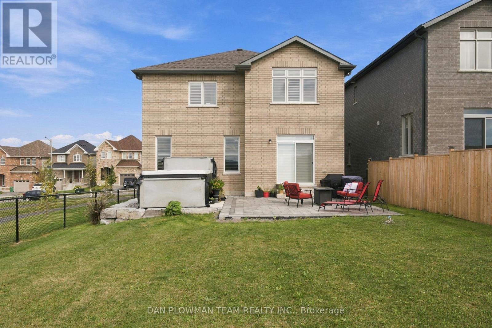 713 LATIMER WAY - 39