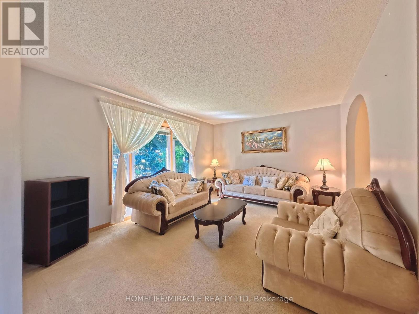 56 SCENIC WOOD CRESCENT - 6