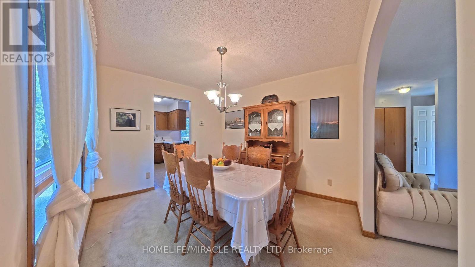 56 SCENIC WOOD CRESCENT, Waterloo — photo 9