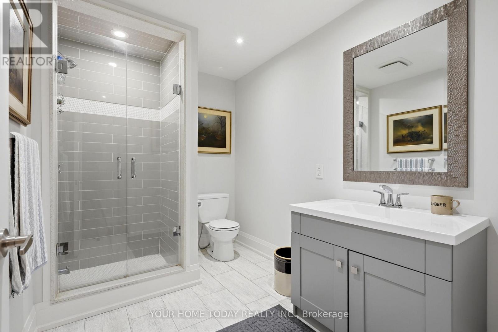 5214 TENTH LINE - Image 31