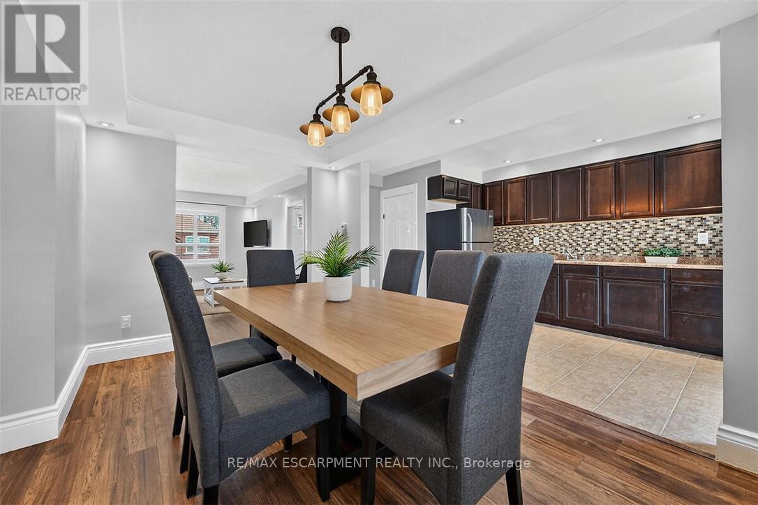 137 COPE STREET - 12