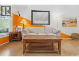 1003 6th Street E, Saskatoon, SK S7H1E1 Photo 8