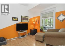 1003 6th Street E, Saskatoon, SK S7H1E1 Photo 11