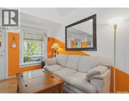 1003 6th Street E, Saskatoon, SK S7H1E1 Photo 9