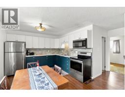 Entrance - 2247 Rosstown Rd, Nanaimo, BC V9T3R4 Photo 12