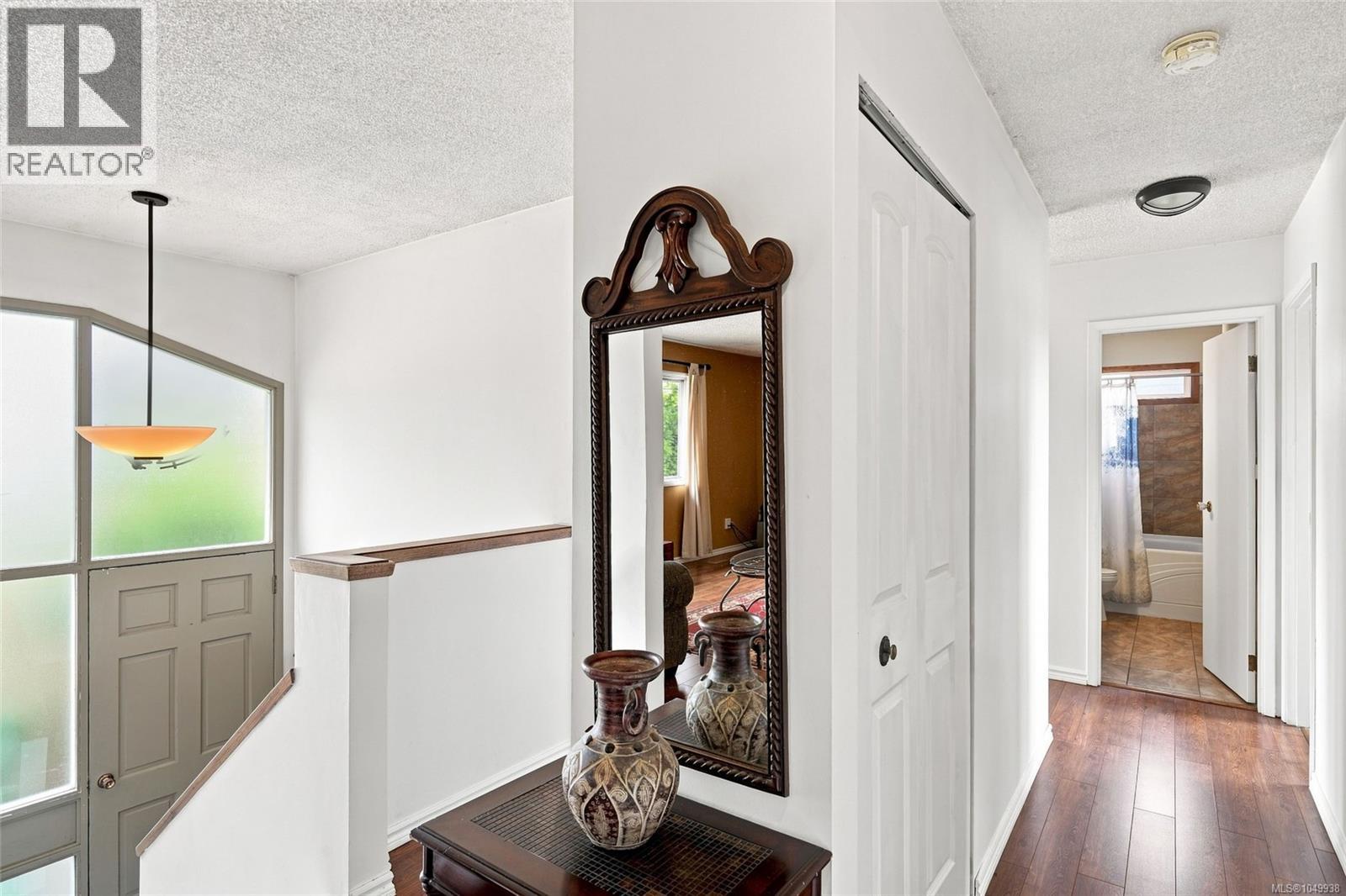 2247 Rosstown Rd - Image 11