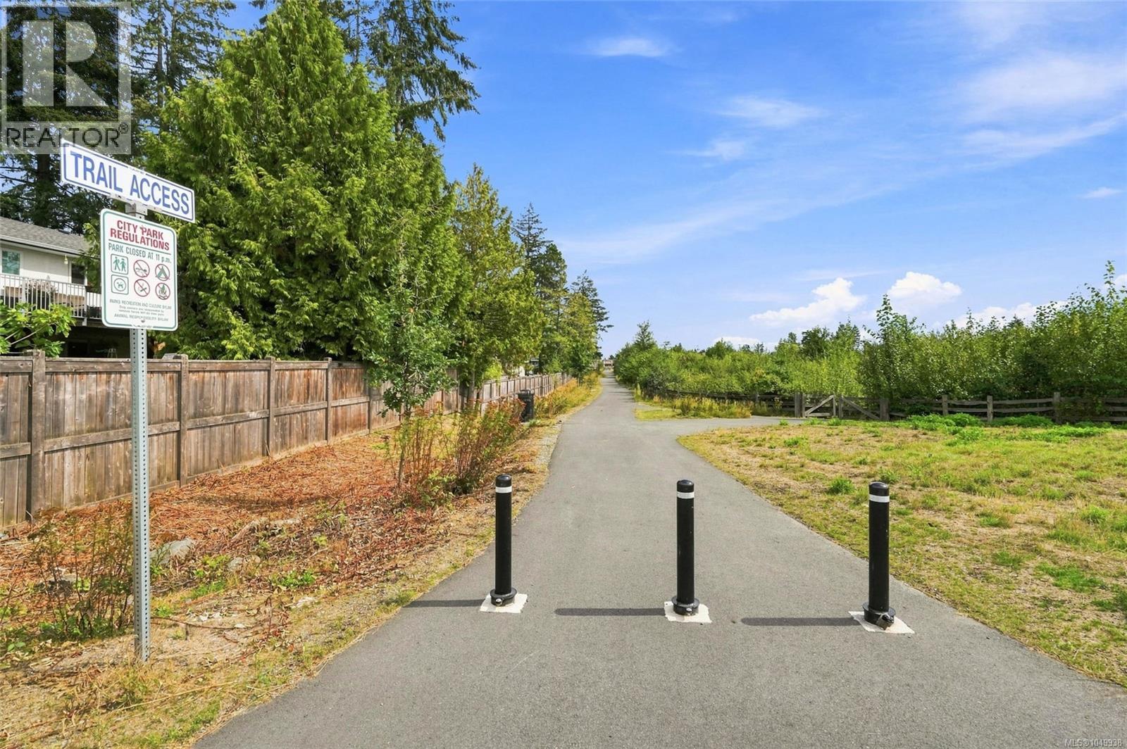 2247 Rosstown Rd - Image 38