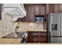 107 19530 65 Avenue, Surrey, BC V4N6M1 Photo 9