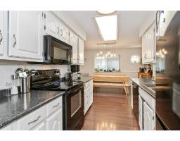 19919 51 Avenue, Langley, BC V3A7P2 Photo 9