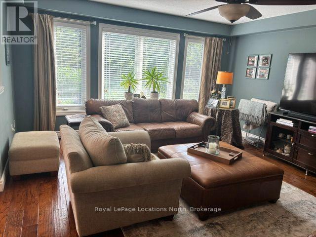 41 KAYLA CRESCENT, Collingwood — photo 11