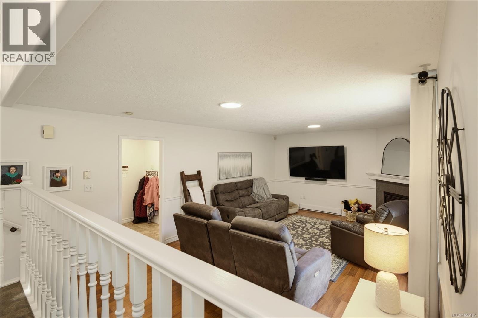 836 Glengarry Cres - Image 25