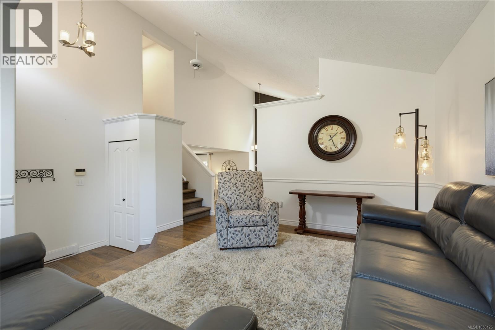 836 Glengarry Cres - 2