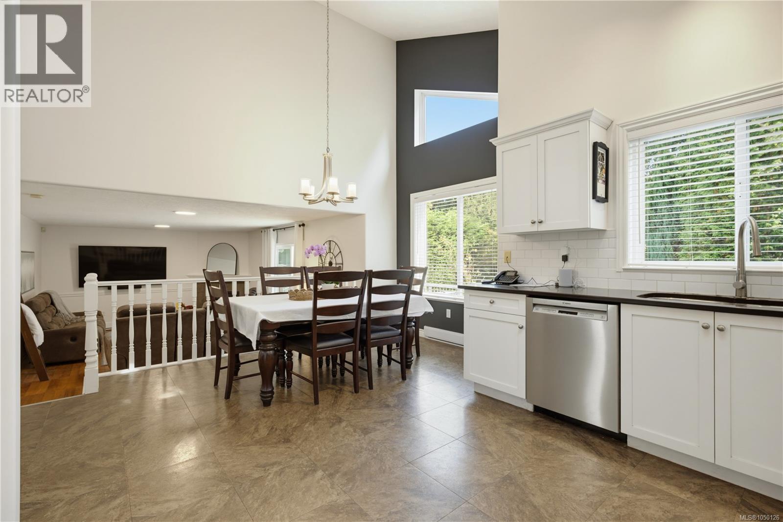 836 Glengarry Cres - 23