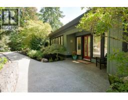 Bathroom - 1682 Charlton Rd, Saanich, BC V9E2C9 Photo 10