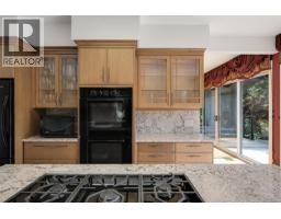 1682 Charlton Rd, Saanich, BC V9E2C9 Photo 32