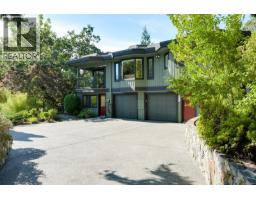 Bathroom - 1682 Charlton Rd, Saanich, BC V9E2C9 Photo 7
