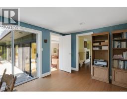 1682 Charlton Rd, Saanich, BC V9E2C9 Photo 46