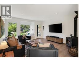 1682 Charlton Rd, Saanich, BC V9E2C9 Photo 67