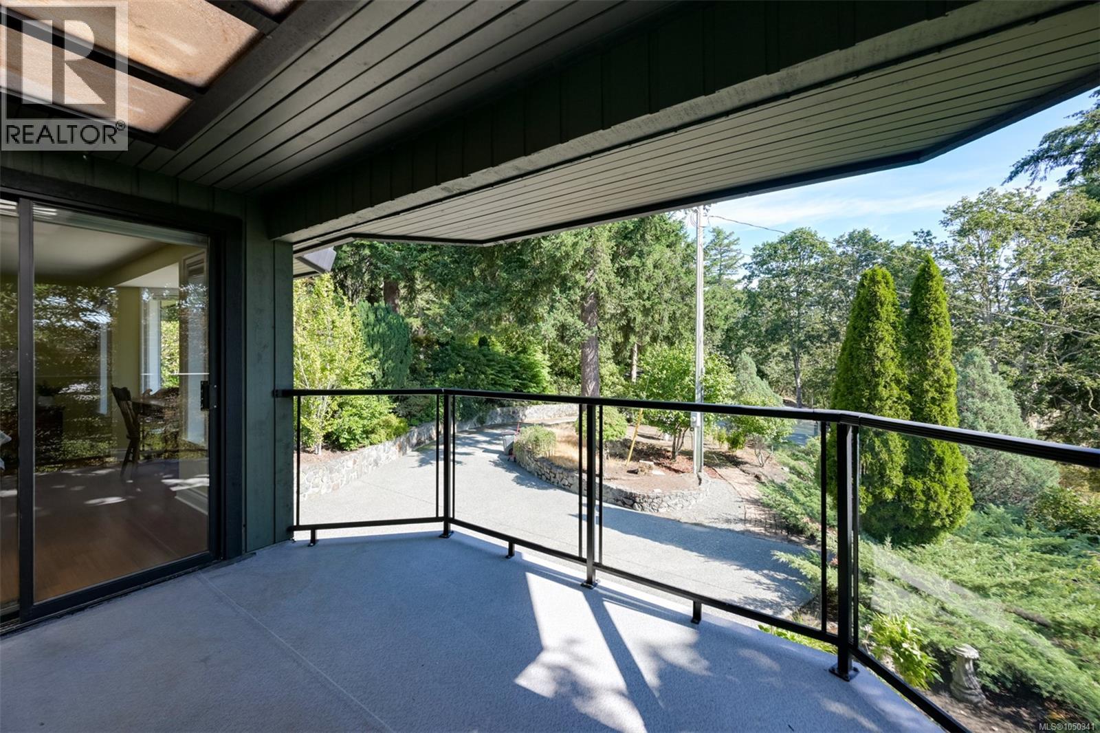 1682 Charlton Road, Saanich