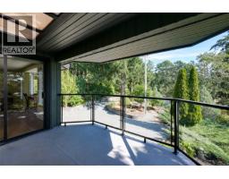 1682 Charlton Rd, Saanich, BC V9E2C9 Photo 57