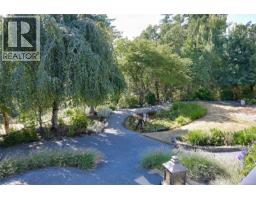 1682 Charlton Rd, Saanich, BC V9E2C9 Photo 78