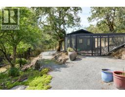 1682 Charlton Rd, Saanich, BC V9E2C9 Photo 90