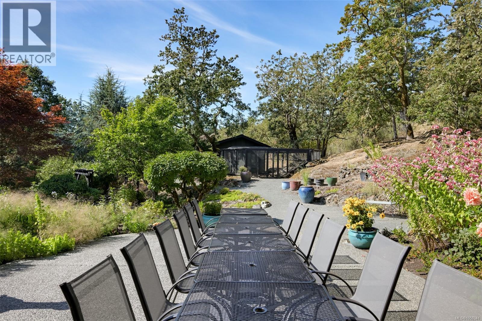  1682 Charlton Road, Saanich