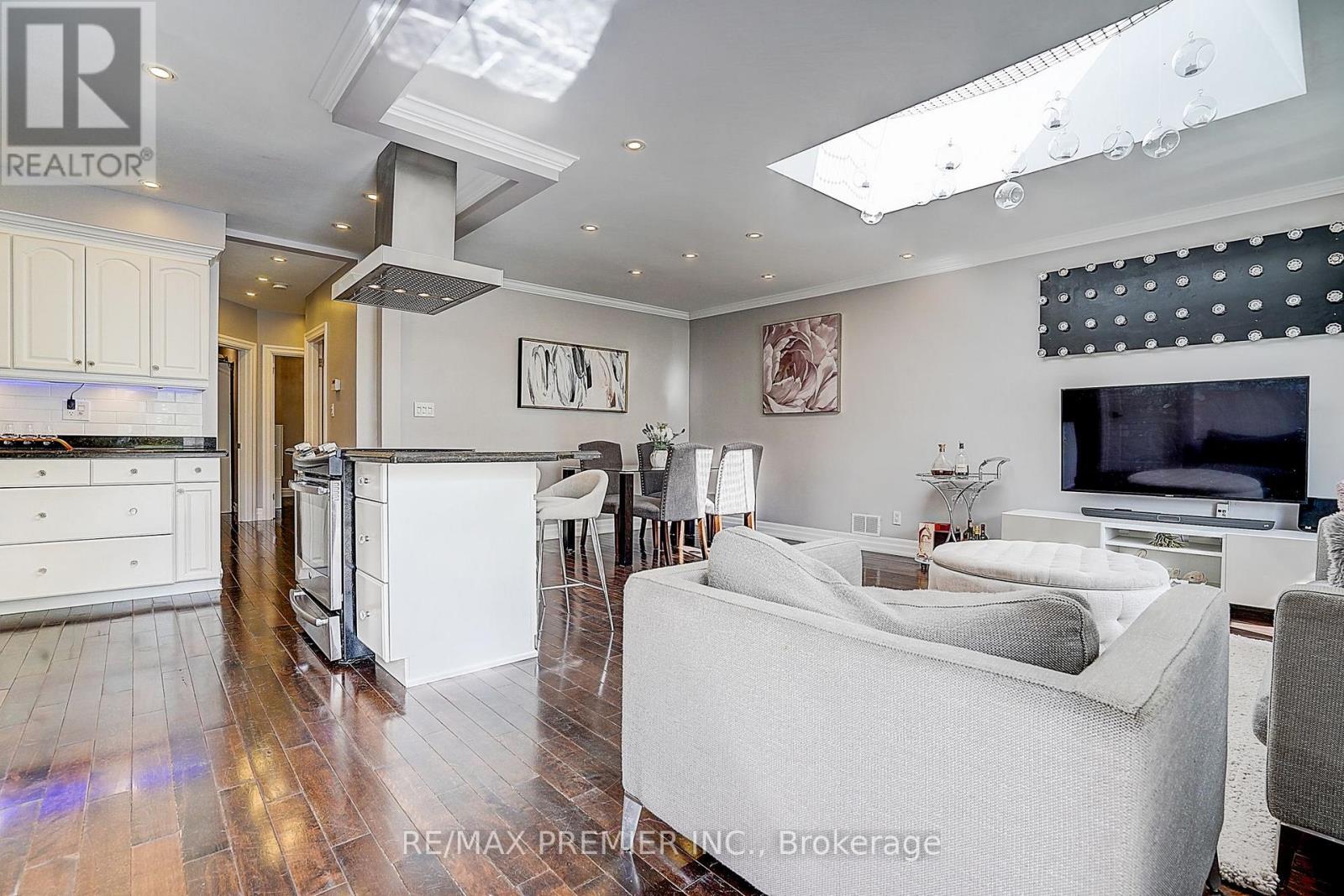 445 SELSEY DRIVE - Image 16