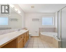 223 Rocky Ridge Close Nw, Calgary, AB T3G4X2 Photo 18