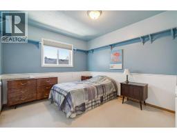223 Rocky Ridge Close Nw, Calgary, AB T3G4X2 Photo 19