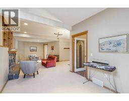 223 Rocky Ridge Close Nw, Calgary, AB T3G4X2 Photo 21