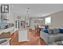 Primary Bedroom - 4641 81 Street Nw, Calgary, AB T3B2P5 Photo 13