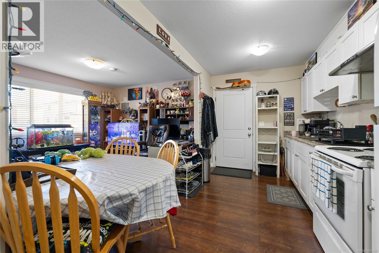 611 Sandy Crt - 39