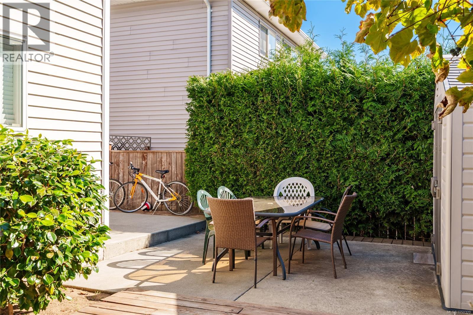 611 Sandy Crt - 2