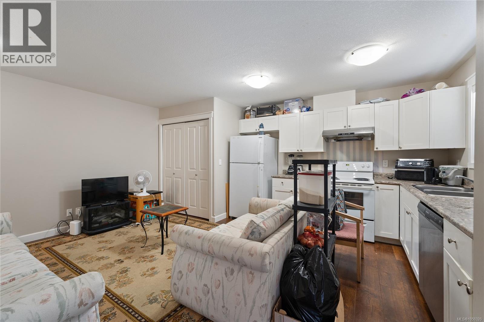 611 Sandy Crt - Image 48