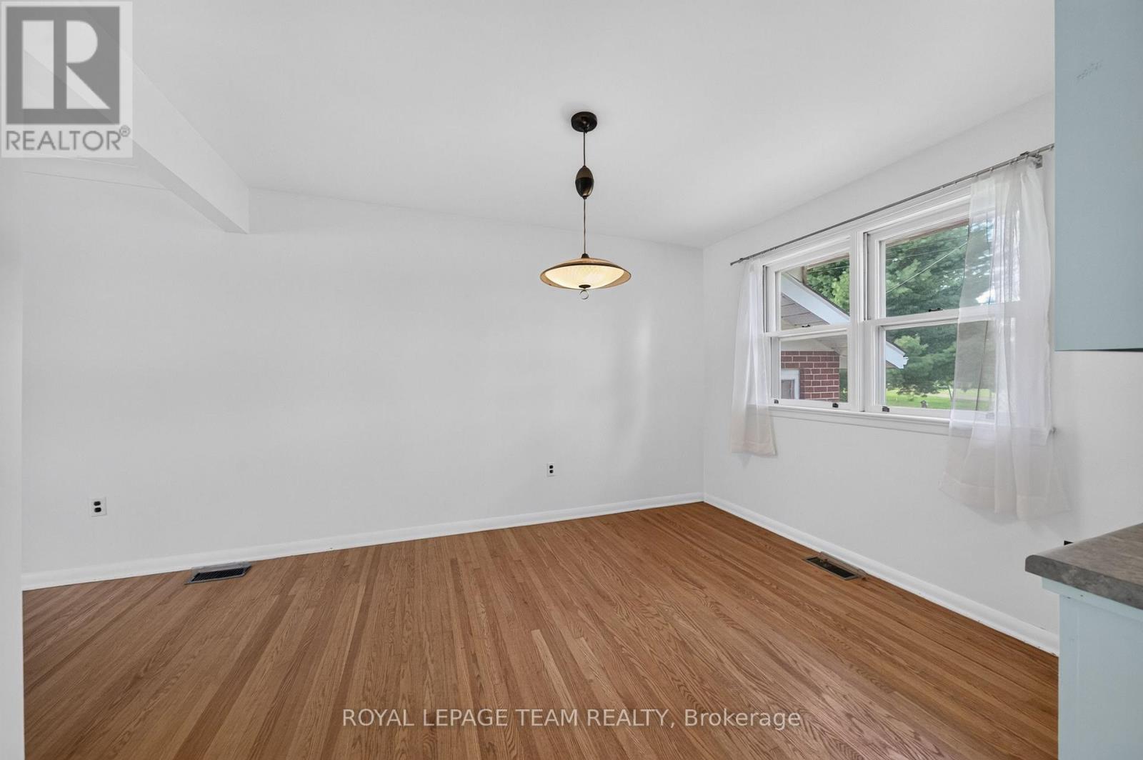 234 NAISMITH DRIVE - Image 17