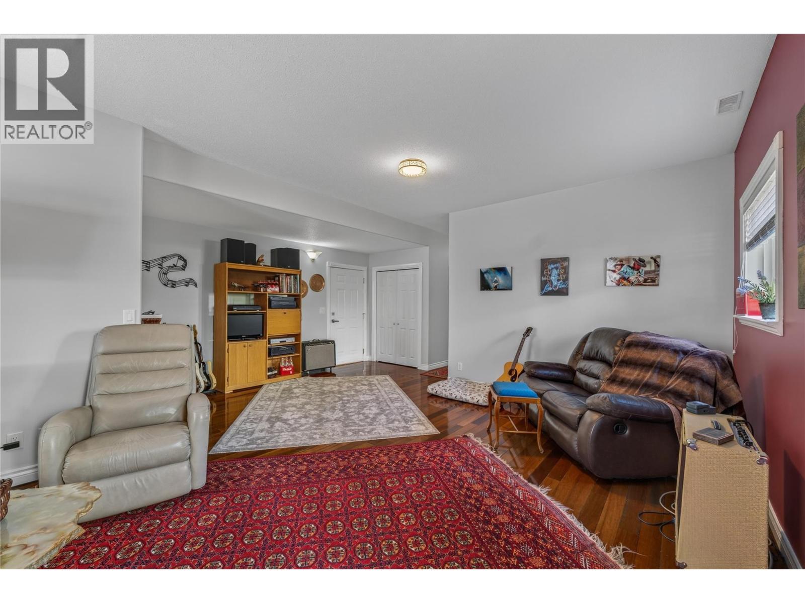 6812 Cabernet Place - 32