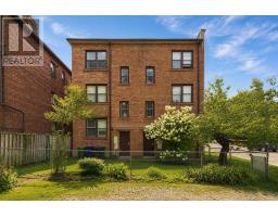 2479 Queen Street E, Toronto, ON M4E1H8 Photo 21