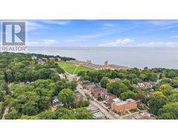 2479 Queen Street E, Toronto, ON M4E1H8 Photo 26