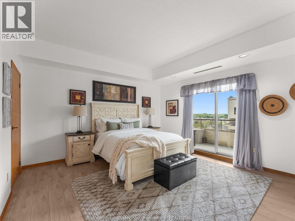 #905 5151 RIVERSIDE DRIVE East - 19