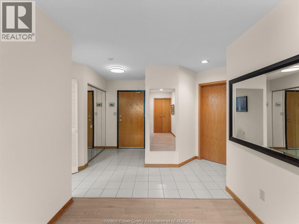 #905 5151 RIVERSIDE DRIVE East - 4