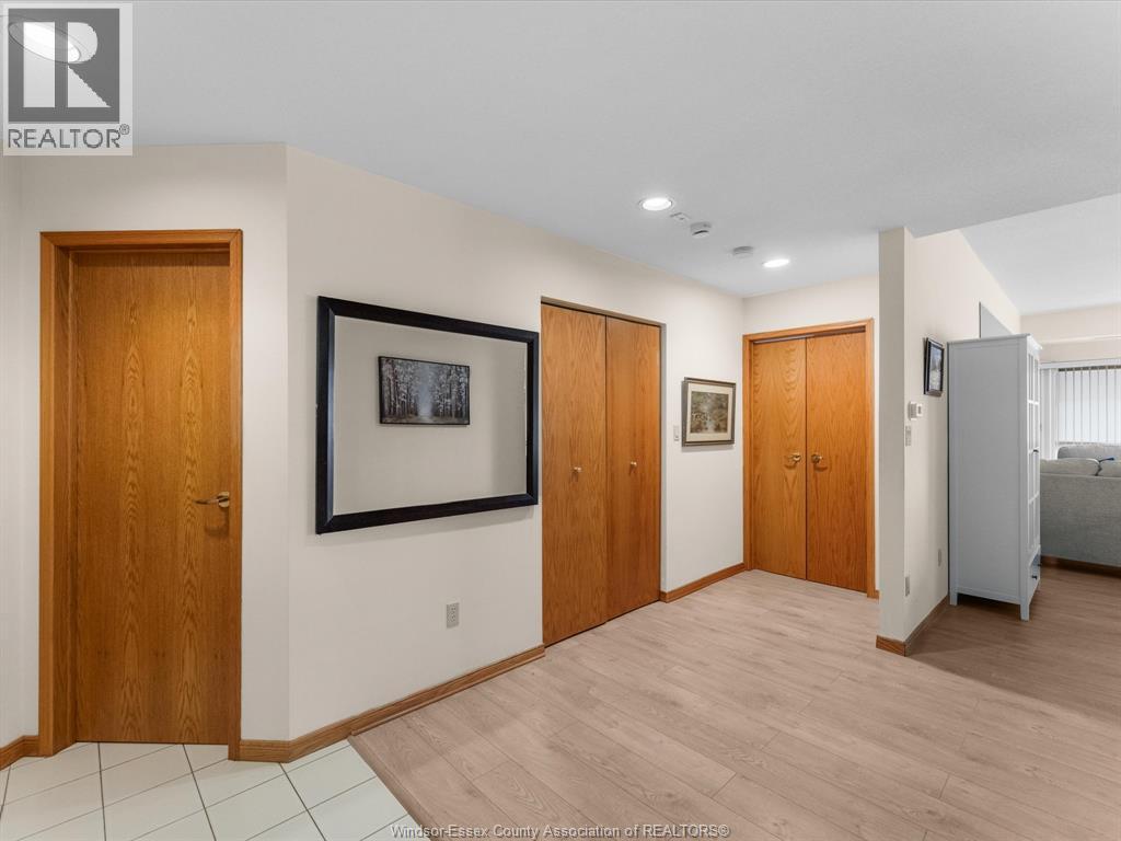#905 5151 RIVERSIDE DRIVE East - 5