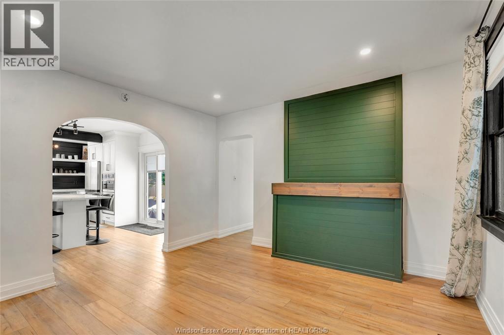 2329 MEIGHEN ROAD - 7
